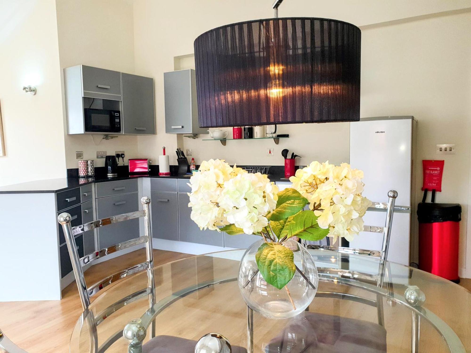 The Penthouse At Regent House Light And Airy Top Floor With Lift Access 1 Bedroom En-Suite Luxury Apartment Ultra Central Location Harrogate Exterior foto