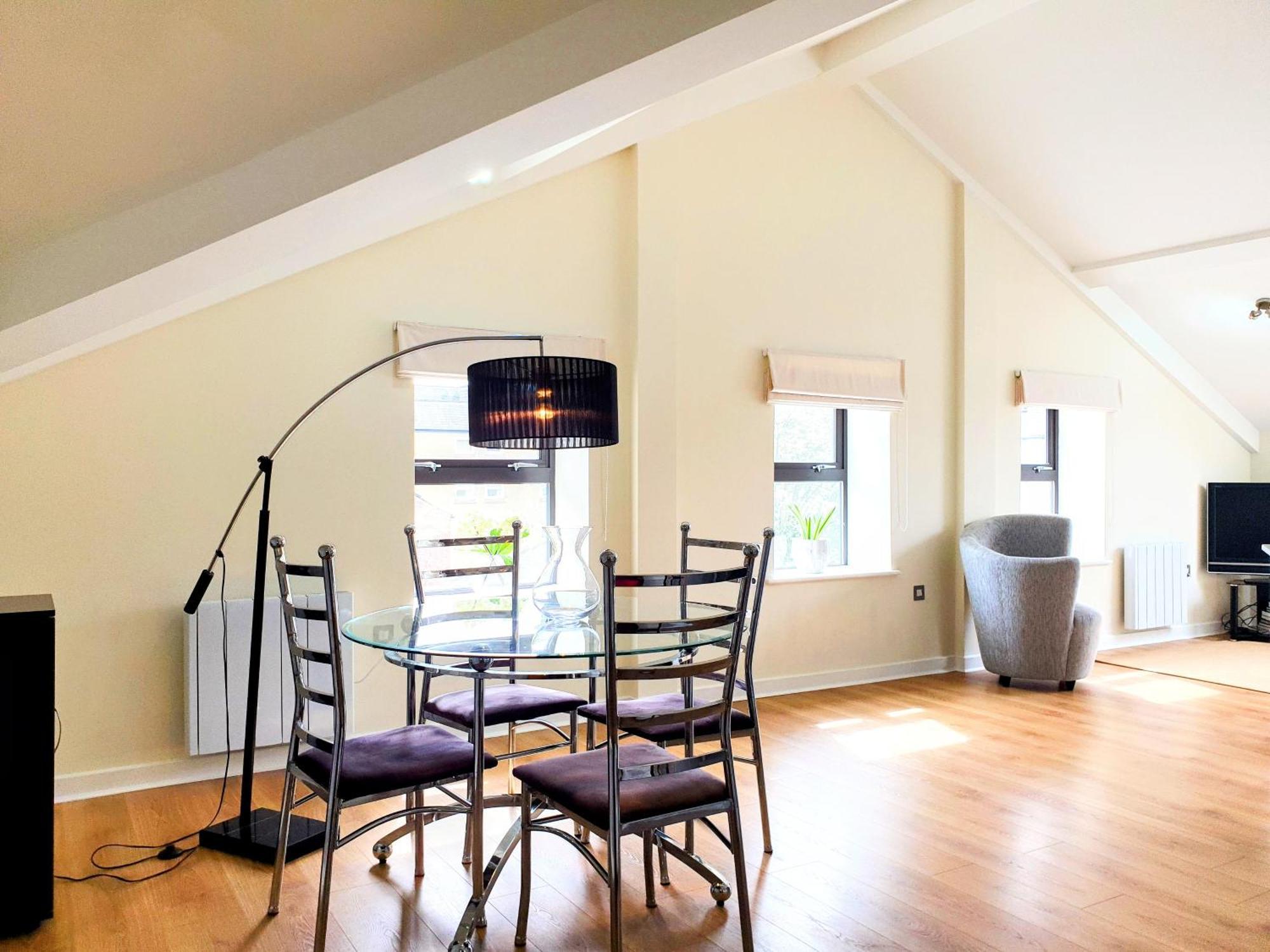 The Penthouse At Regent House Light And Airy Top Floor With Lift Access 1 Bedroom En-Suite Luxury Apartment Ultra Central Location Harrogate Exterior foto